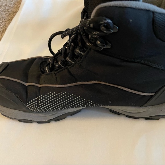 Lands’ End hiking boots size 8.5 - Picture 4 of 8